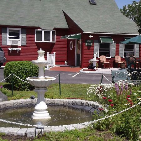 Midway Lodging Cornish Εξωτερικό φωτογραφία