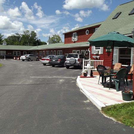 Midway Lodging Cornish Εξωτερικό φωτογραφία