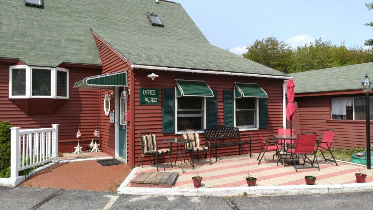Midway Lodging Cornish Εξωτερικό φωτογραφία